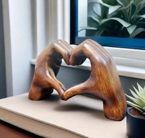 💕 Handmade Heart Statue
